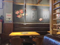 -唯成•韩国炭火烤肉 유성고기