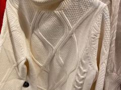 -H&M(鹏欣水游城店)