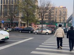 -鑫朱雀农贸批发市场