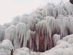 -大平台龙居瀑布旅游区
