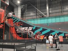 -极限PLAY运动娱乐新世界·团建派对潮玩休闲馆·室内蹦极高空游乐园