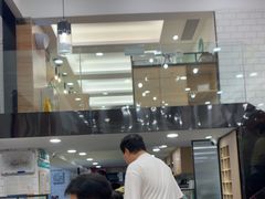 -佰搭果·广式茶餐厅(西华路店)