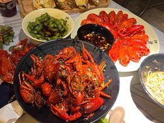 -巴厘龙虾·榜首油焖大虾(音乐学院·沿江酒馆店)