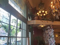 -玛格萝妮比萨屋(陆家浜路店)