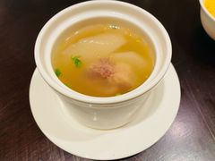 萝卜牛尾汤-京香轩·中餐厅(上海中庚聚龙酒店)