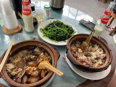 -容里煲仔饭(利丰北路店)