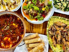 -罗氏豆花饭庄·川菜·土火锅·豆花(卡都花苑店)