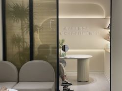 -芮娜皮肤管理·SPA中心