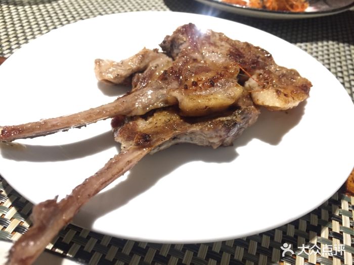 戎轩铁板烧和式料理(龙湖虹桥天街店)烤羊排图片 - 第2张