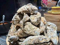 -雍容荟帝王蟹活龙虾展台自助(IFS黑金店)