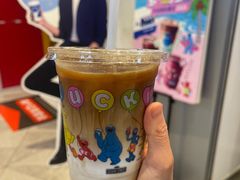 满萃拿铁-瑞幸咖啡(凯德虹口龙之梦店)