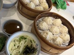 -馋三尺蟹粉小笼(人民广场店)