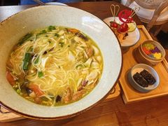 -芸南道·过桥米线(昆明老街旗舰店)