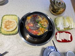 -九寨沟特色牦牛肉汤锅