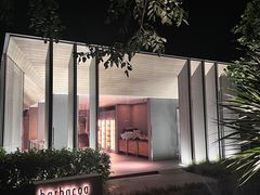 -三亚艾迪逊酒店·海滩烧烤 BARBACOA·现场乐队·浪漫晚餐·烧烤海鲜
