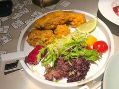 -穹六人间 people 6(岳阳路店)