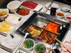 -海底捞火锅鲜切牛肉主题店(长寿路店)