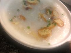 荔湾艇仔粥-卓粤拉肠(红庙店)