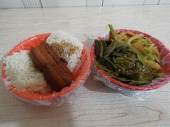 -咱家王新国把子肉(县东巷店)