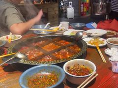 牛油全红汤锅底-黄家码头老火锅(解放碑旗舰店)