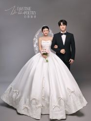 -雅云婚纱摄影工作室旗舰店