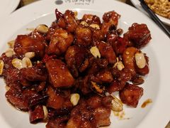 宫保鸡腿丁-河沿肉饼Beijing Pie(锡拉胡同店)