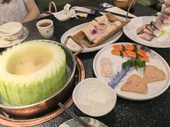 -得意咚瓜·顺德鱼生·冬瓜火锅(深圳首店)