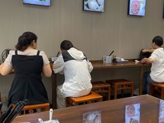 -聚笼鲜美食(凤凰街店)