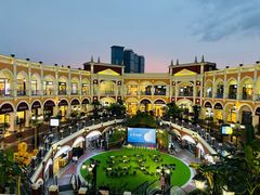 -佛罗伦萨小镇广佛名品奥特莱斯(疏港路店)