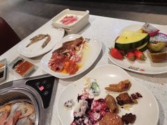 -佰烧海鲜烤肉火锅自助(世茂国际广场店)