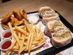 -The Habit Burger Grill 哈比特汉堡(复兴soho店)