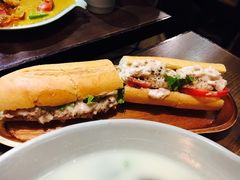 -大头虾越式风味餐厅(光明广场店)
