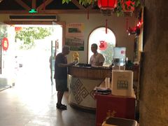 大堂-龙泉人椰子鸡.糟粕醋.海南菜(三亚旗舰店)