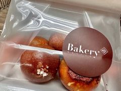 小龙虾碱水球-BHG Bakery(北京SKP店)