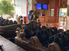 -七彩云南欢乐世界