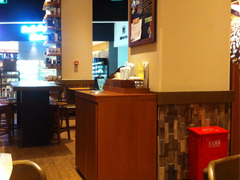 大堂-星巴克臻选(成都来福士店)