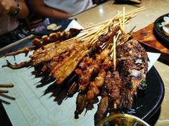何师烤肉-何师烧烤·香辣蟹·川菜·30年老品牌(太古里旗舰店)
