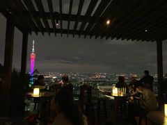 -广州柏悦酒店·悦吧·顶楼露天酒吧