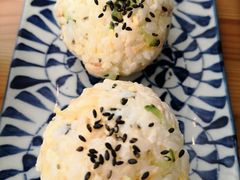 金枪鱼手抓饭饭团-小岛餐厅