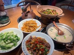 -吃饭皇帝大·土家民族菜(武陵源店)