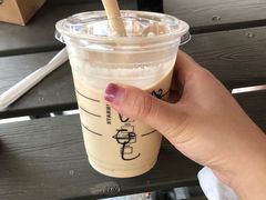 -星巴克臻选(南京金茂览秀城店)