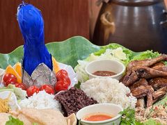 -沐毫傣泐云南菜孔雀宴•手抓饭傣味烧烤(曼听公园店)