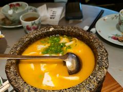 维园特色石锅豆腐-维园悦谱·海派家常菜(乌鲁木齐南路店)