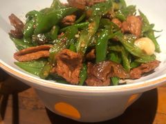 辣椒炒个肉-洞庭土菜小炒馆(易发广场店)