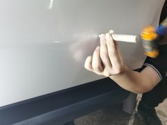 -鲨鱼皮汽车凹陷玻璃修复(静安店)