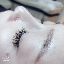 -赫本轻奢美颜中心