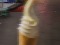 -蜜雪冰城(国权路地铁口店)