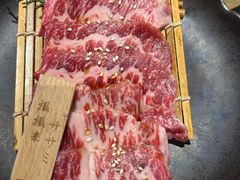 -山川小町·极番烧肉(新地假日广场店)