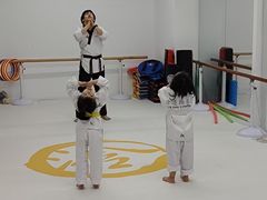 -浛道跆拳道·拳击·体适能