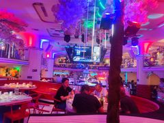 -巴特餐饮6加1音乐餐吧·新疆菜